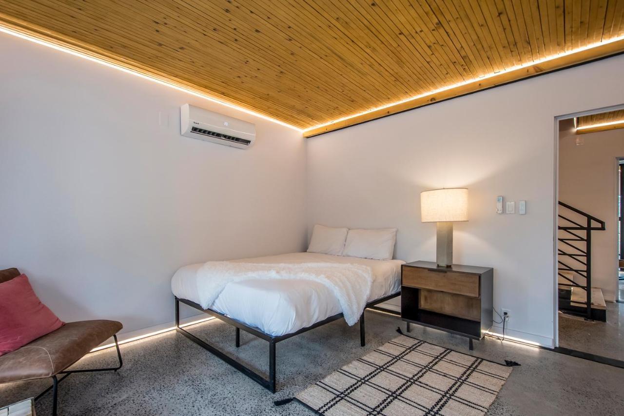 The Halifax Rooftop - Cozy Spa B&B Exterior photo