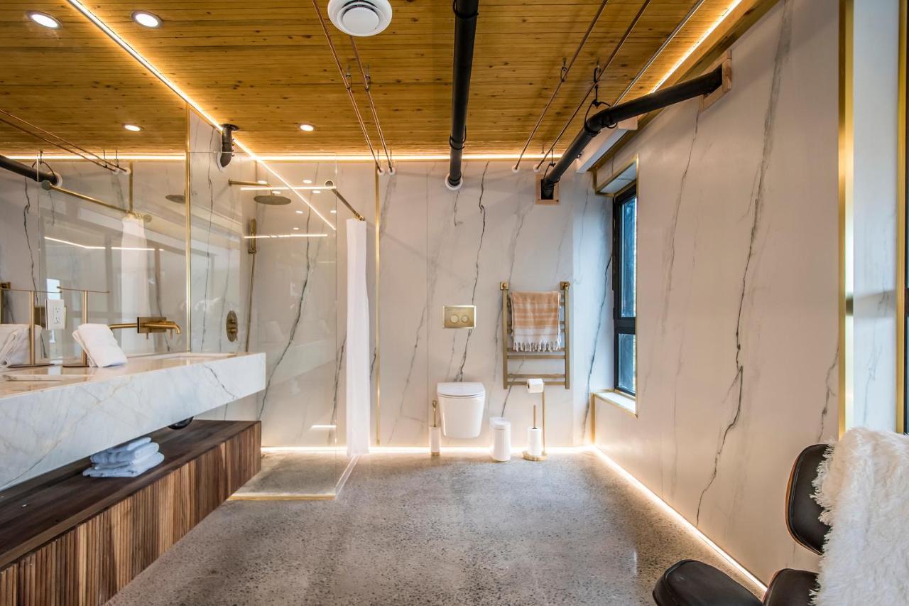 The Halifax Rooftop - Cozy Spa B&B Exterior photo